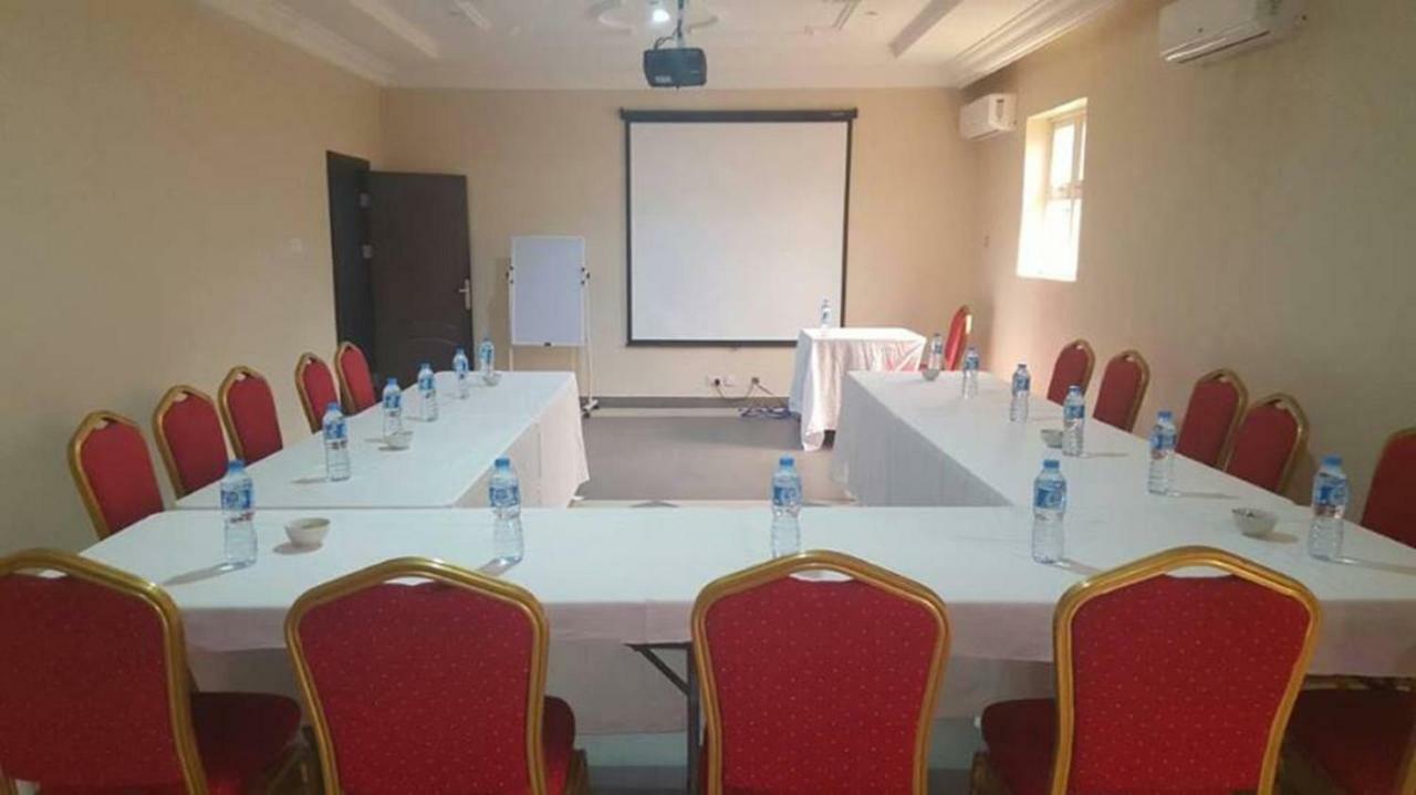 איקג'ה Msquare Hotel Gra מראה חיצוני תמונה