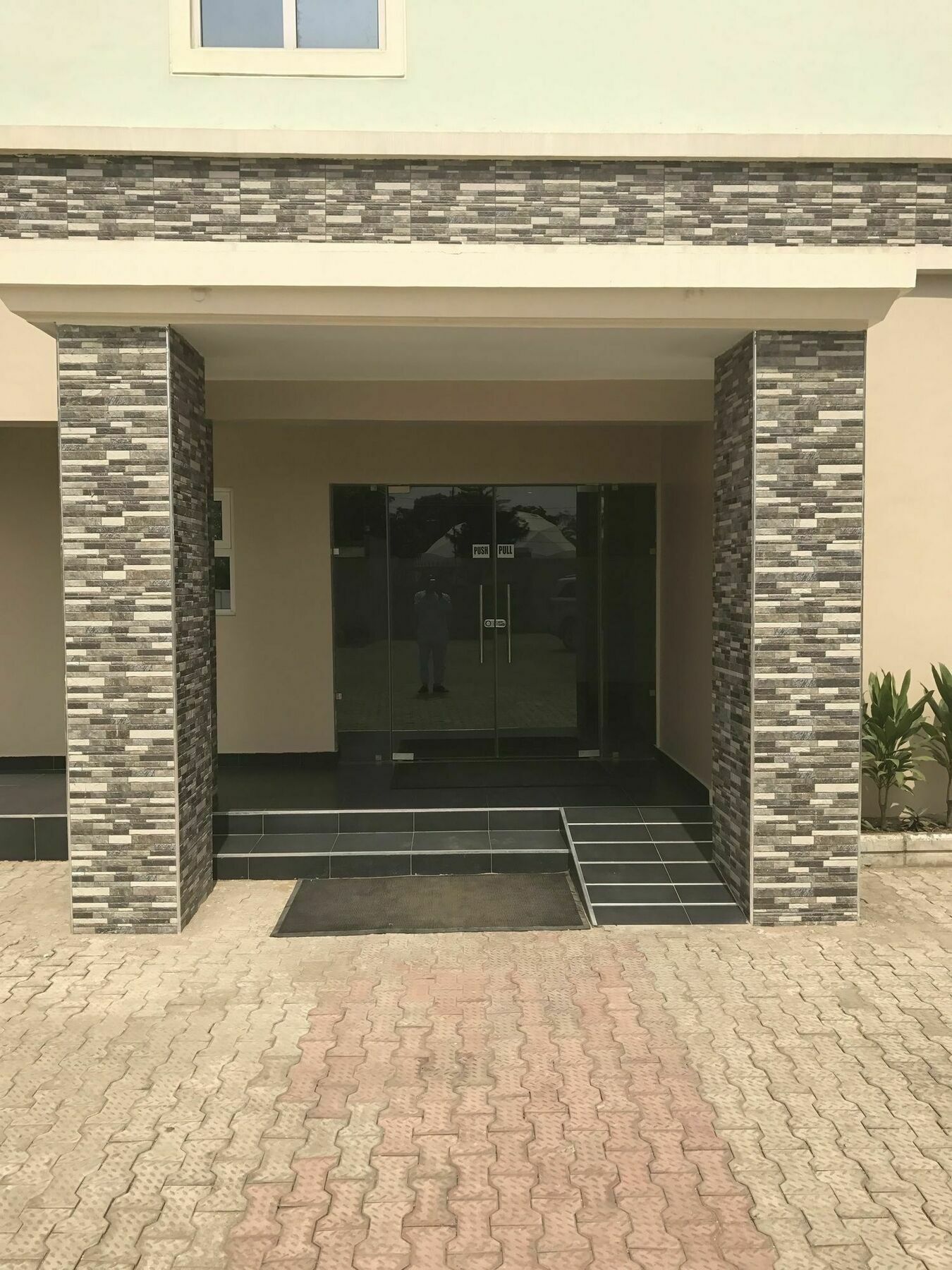 איקג'ה Msquare Hotel Gra מראה חיצוני תמונה