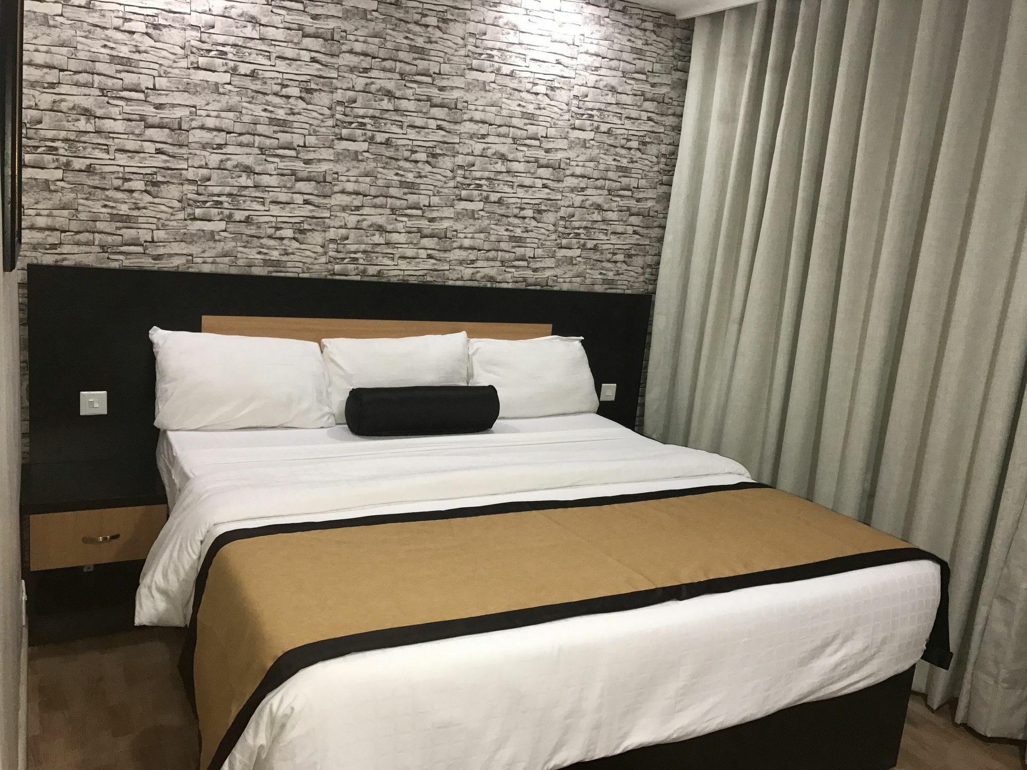 איקג'ה Msquare Hotel Gra מראה חיצוני תמונה